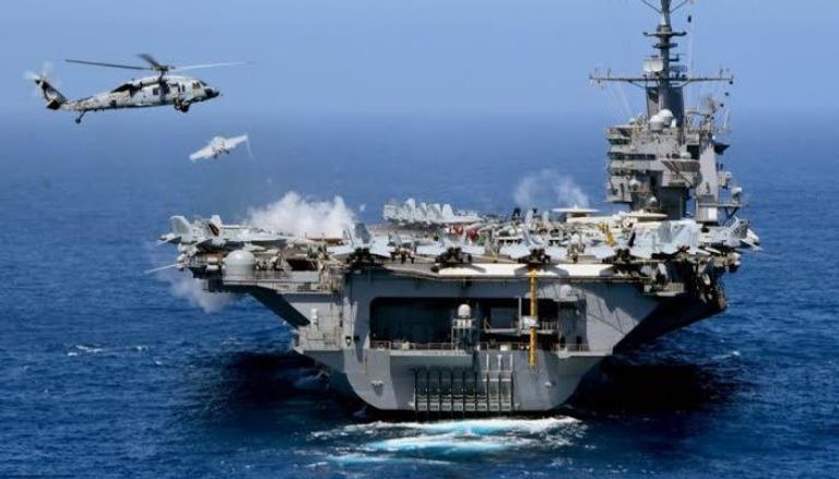 حاملة طائرت أمريكية المدمرة الأمريكية يو.إس.إس مكين- أرشيفية