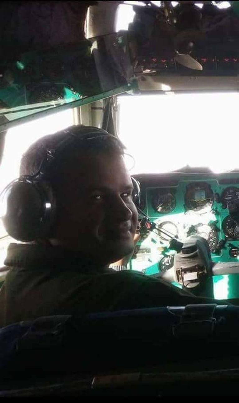 قائد الطائرة إسماعيل دوسان