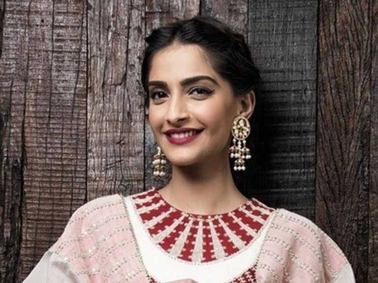 النجمة الهندية سونام كابور