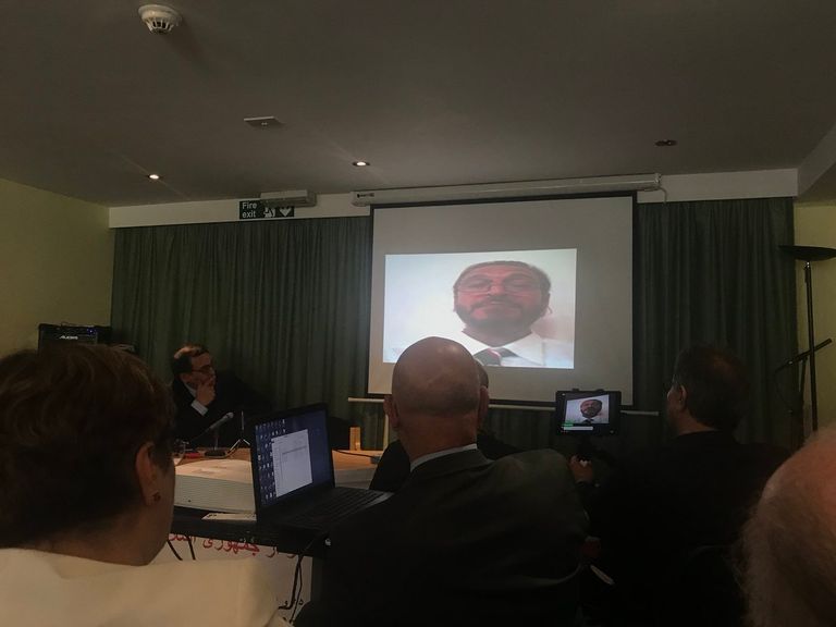 الرسائل المسجلة كانت وسيلة النشطاء من إيران للمشاركة المعارضة تلتقي في لندن ضد نظام الملالي