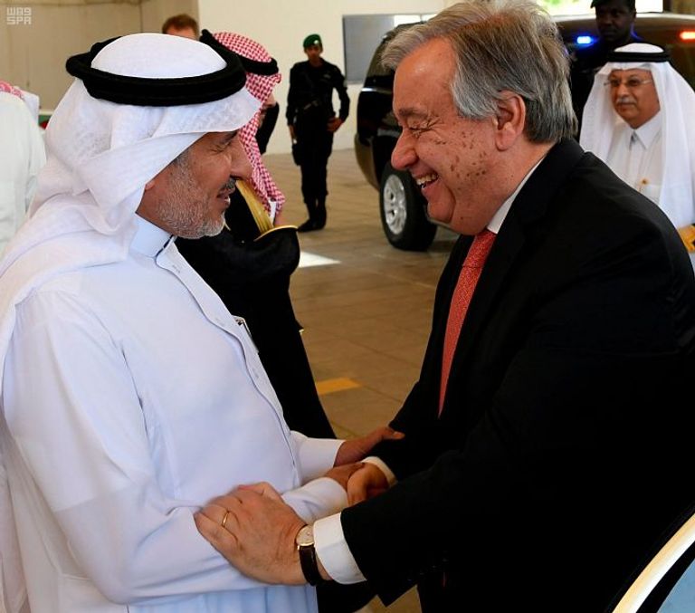 الأمين العام للأمم المتحدة أنطونيو غوتيريس يزور مركز الملك سلمان للإغاثة جوتيريس أثناء زيارته لمركز الملك سلمان للإغاثة