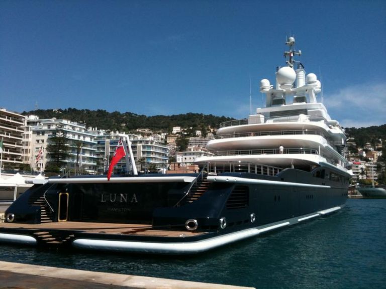 نزاع على يخت يبلغ 540 مليون دولار 