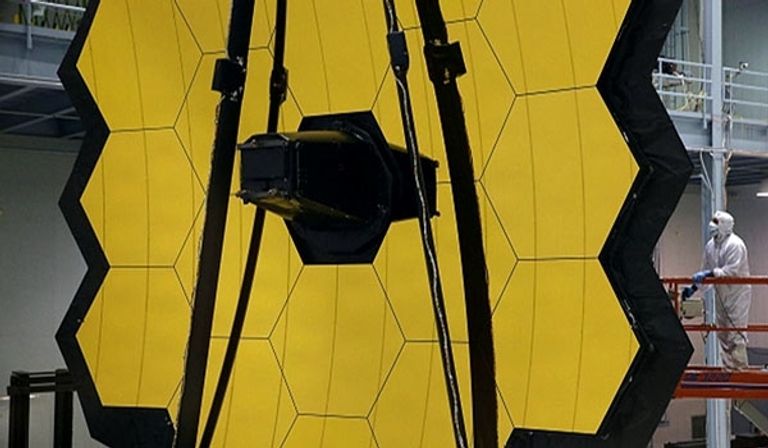 اختبارات لمرآة تلسكوب جيمس ويب