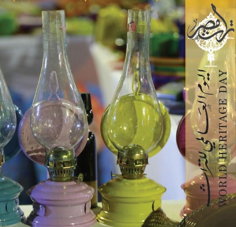 من احتفالات شارع المعز بالقاهرة