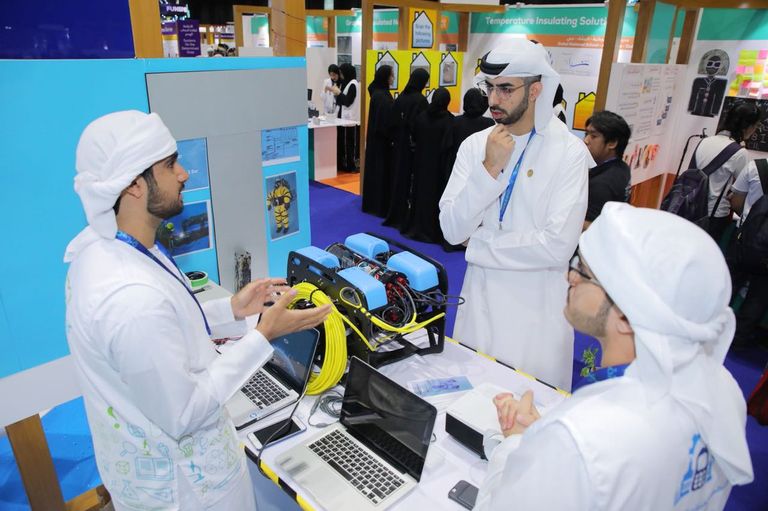 عمر العلماء وزير الدولة الإماراتي للذكاء الاصطناعي