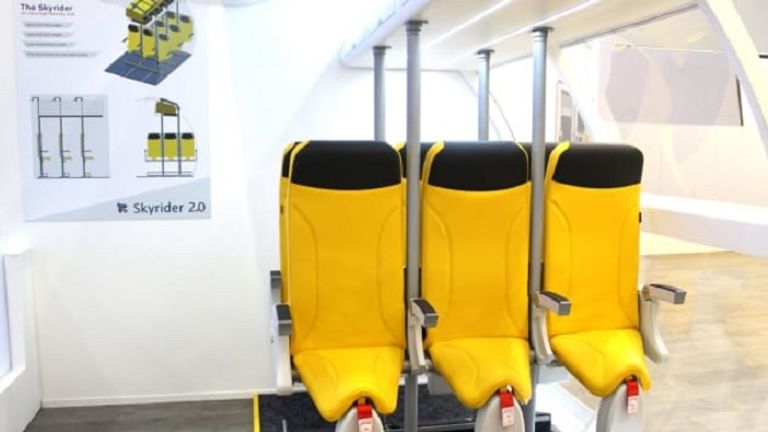 مقاعد عمودية بالطائرات تصميم المقاعد العمودية بالطائرات