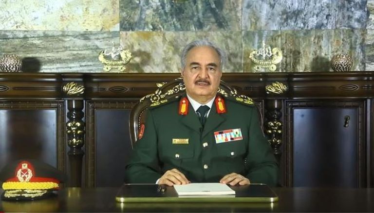 القائد العام للقوات المسلحة الليبية المشير خليفة حفتر