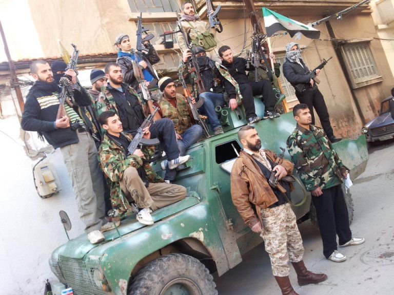 فصائل مسلحة بسوريا عناصر من الفصائل المسلحة بحمص (أرشيف)
