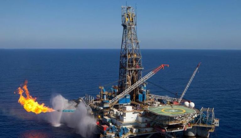الجزائر تعتزم التنقيب عن النفط في سواحلها
