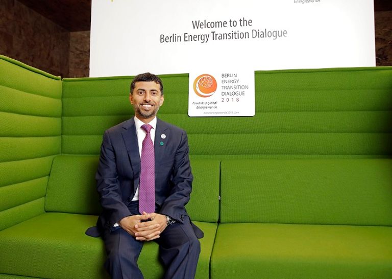 وزير الطاقة والصناعة الإماراتي يلقي كلمته خلال المؤتمر