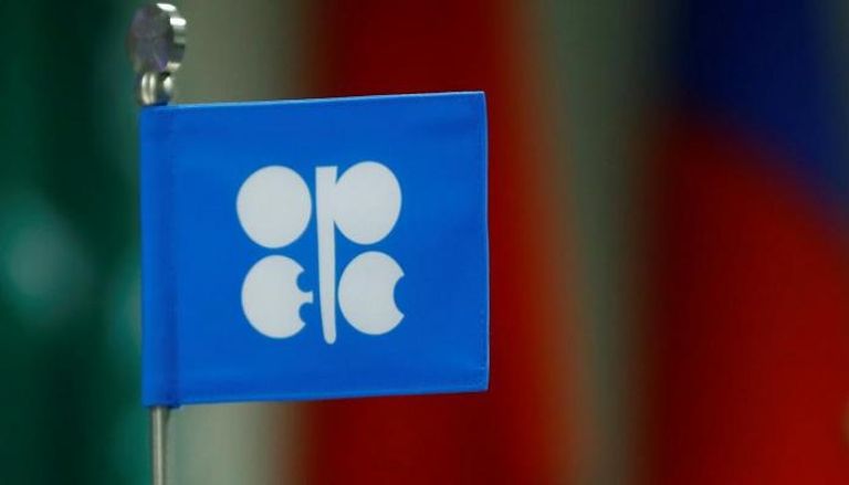 أوبك قد تقرر تمديد اتفاق تخفيض النفط يونيو المقبل