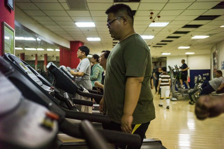 جانب من المؤتمر الإقليمي للسمنة بأبوظبي