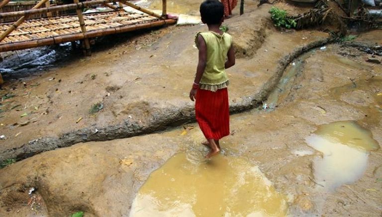بدء هطول الأمطار الموسمية في بنجلاديش مسلمون من الروهينجا - أرشيفية