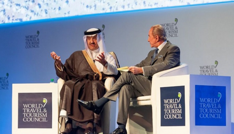 رئيس الهيئة العامة للسياحة السعودية خلال المؤتمر