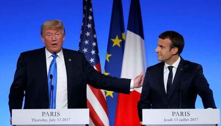 ترامب وماكرون خلال لقاء سابق بينهما في باريس