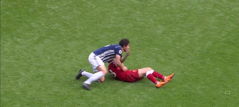 إعتداء أحمد حجازي على داني إنجز