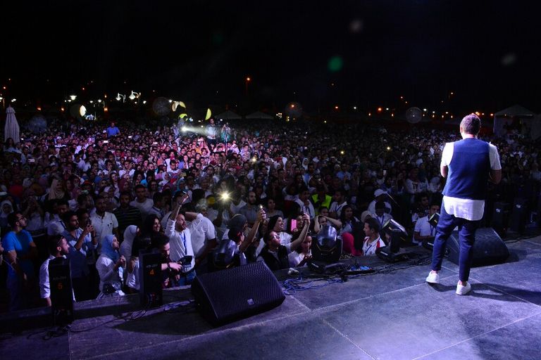 رامي صبري في حفل بمدينة 6 أكتوبر