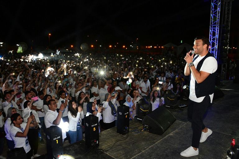رامي صبري في حفل بمدينة 6 أكتوبر