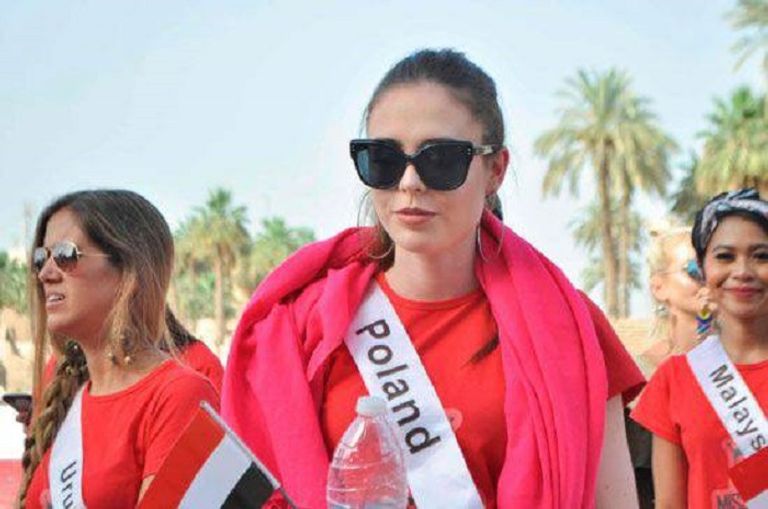 ملكات الجمال العالم للسياحة والبيئة في أثناء زيارة الأقصر