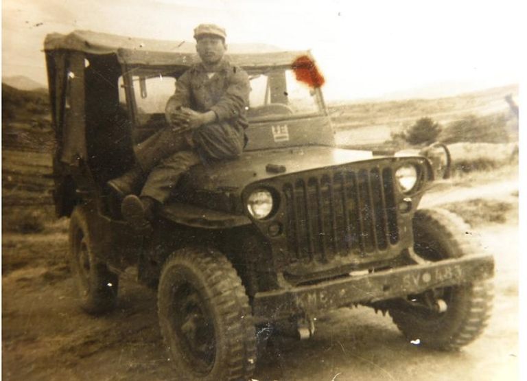 كوون مون - كوك وزوجته واثنان من أطفاله