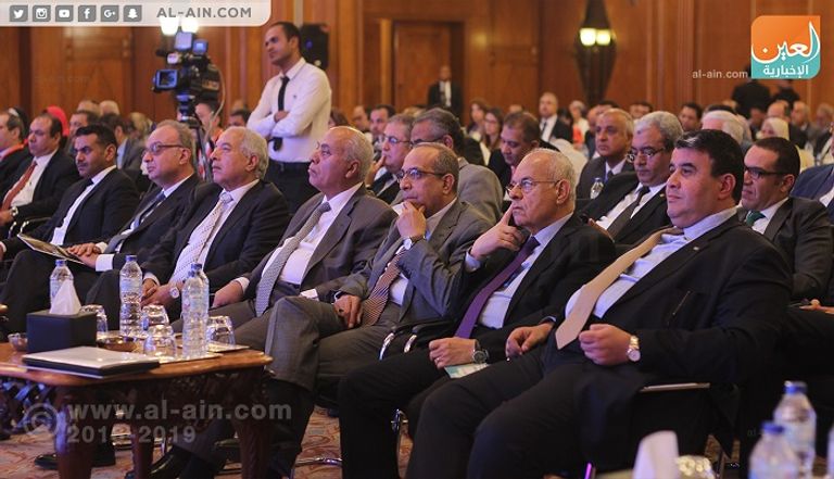 مشاركون في المنتدى