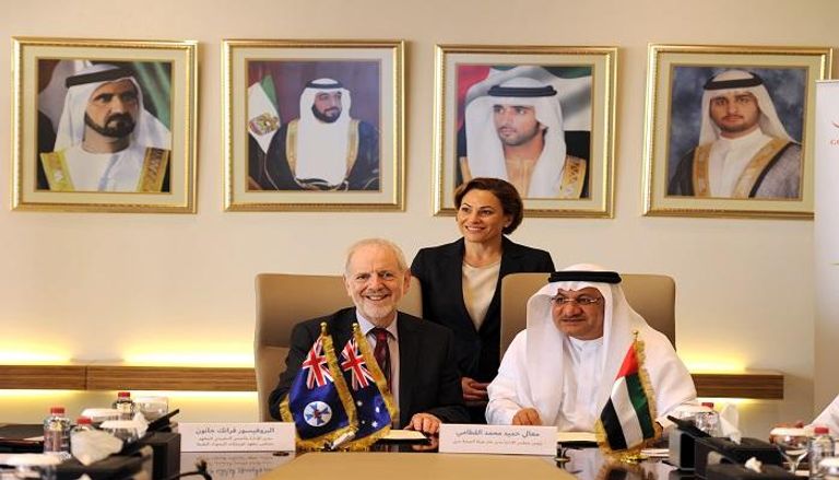 صحة دبي توقع اتفاقية مع معهد كوينزلاند الاسترالي