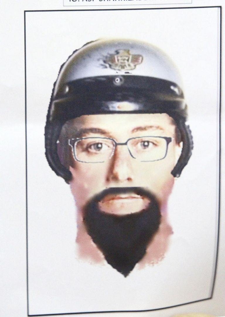 أحد المشتبه بهما في حادث اغتيال البطش الشرطة الماليزية تنشر رسمين للمشتبه بهما في اغتيال البطش