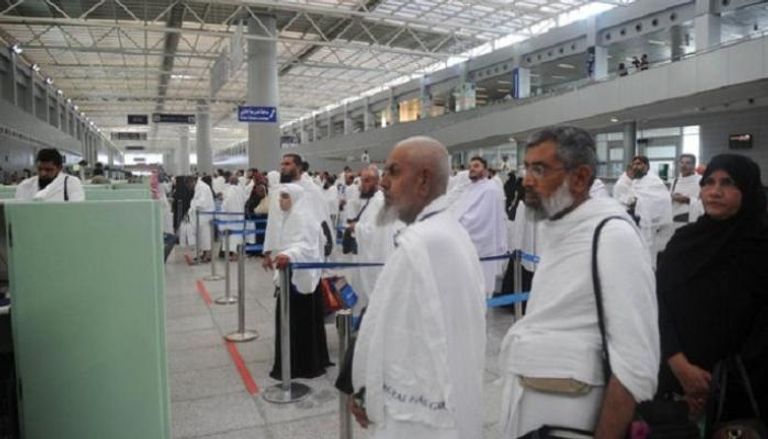 مطار الملك عبدالعزيز يستعد لاستقبال المعتمرين