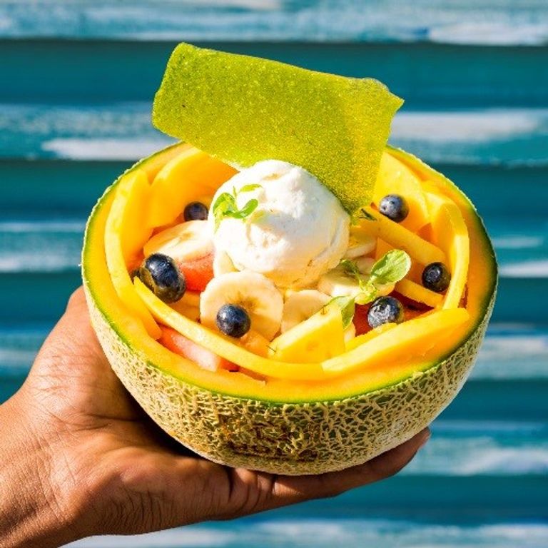 تمتع بألذ المأكولات في كلوب سوشيال بأبوظبي