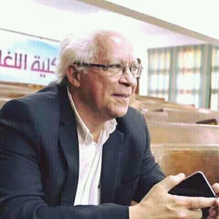 الدكتور علي المنوفي