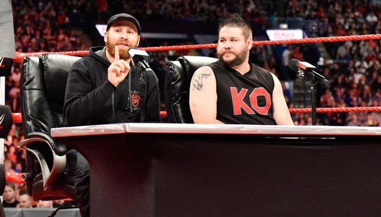 كيرت أنجل يرد على استفزازات سامي زين وكيفن أوينز