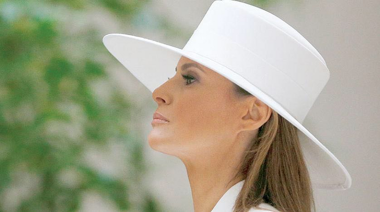 ميلانيا ترامب سباق الأناقة بين ميلانيا ترامب وبريجيت ماكرون