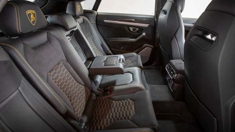 لامبورجيني SUV Urus.. إيطاليا تتحدث عن نفسها