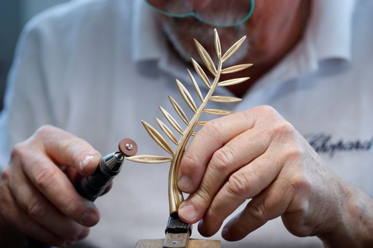 تصنيع سعفة مهرجان "كان" الذهبية