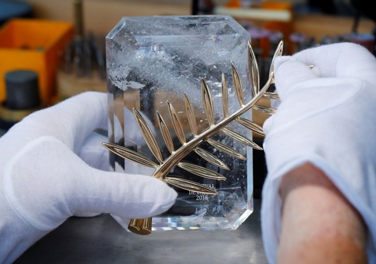 تصنيع سعفة مهرجان "كان" الذهبية