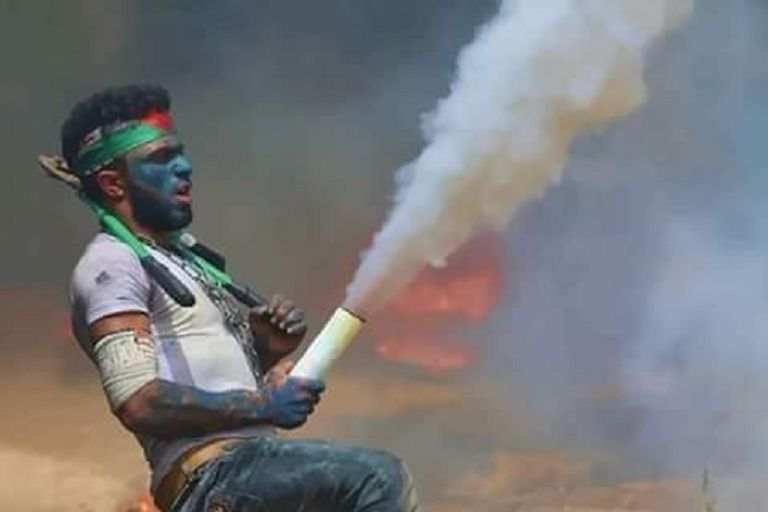 أبو وديع خلال مواجهات مع الاحتلال القصاص.. أيقونة نضال فلسطينية جديدة