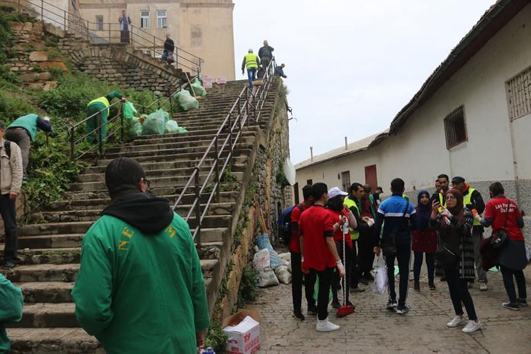 أكبر حملة تنظيف في الجزائر العاصمة وزيرة البيئة الجزائرية تشارك في حملة تنظيف