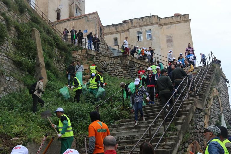 أكبر حملة تنظيف في الجزائر العاصمة وزيرة البيئة الجزائرية تشارك في حملة تنظيف