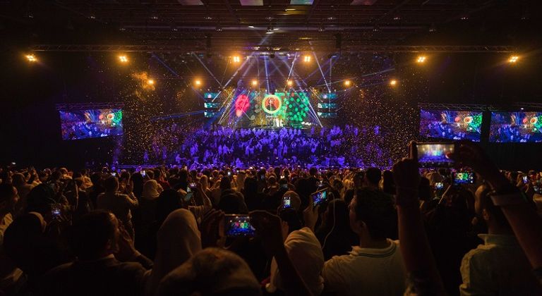 محمد بن راشد يتوج صانع الأمل الأبرز في الوطن العربي - أرشيفية