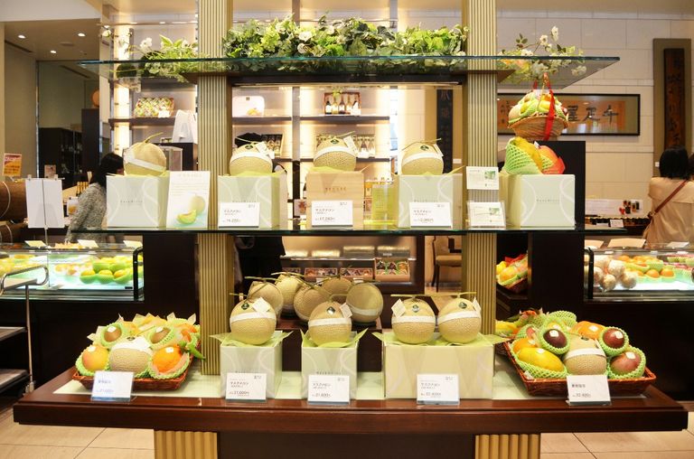 الفاكهة مجوهرات اليابان الثمينة