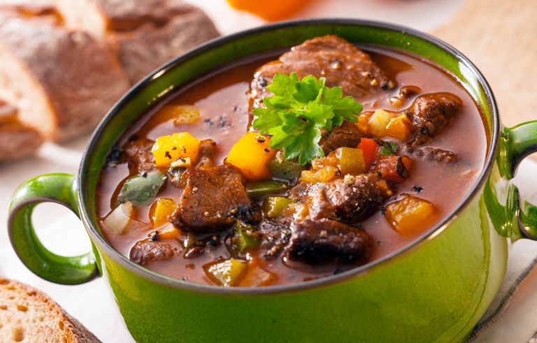 طريقة عمل الطاجين المغربي باللحم والخضار الطاجين المغربي باللحم والخضار