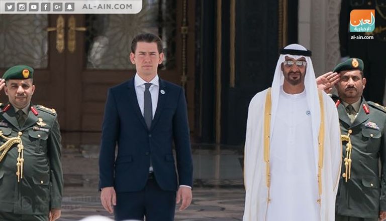 الشيخ محمد بن زايد آل نهيان ومستشار النمسا في قصر الرئاسة الشيخ محمد بن زايد آل نهيان يستقبل مستشار النمسا في قصر الرئاسة