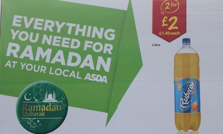 متاجر بريطانيا تستهدف المسلمين في رمضان