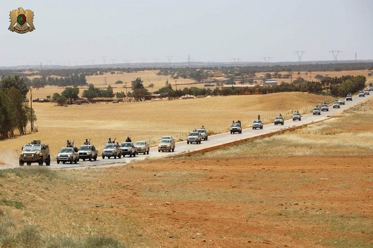 المشير خليفة حفتر يتابع آخر الاستعدادات لمعركة درنة