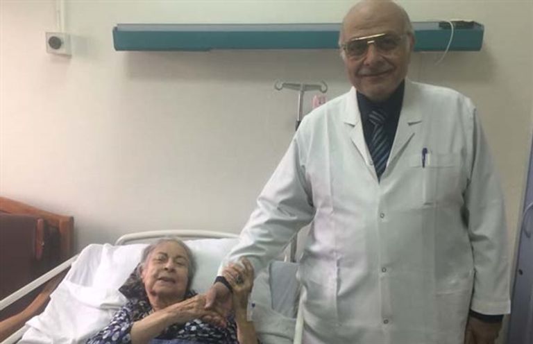 آمال فريد في مراحل عمرية مختلفة