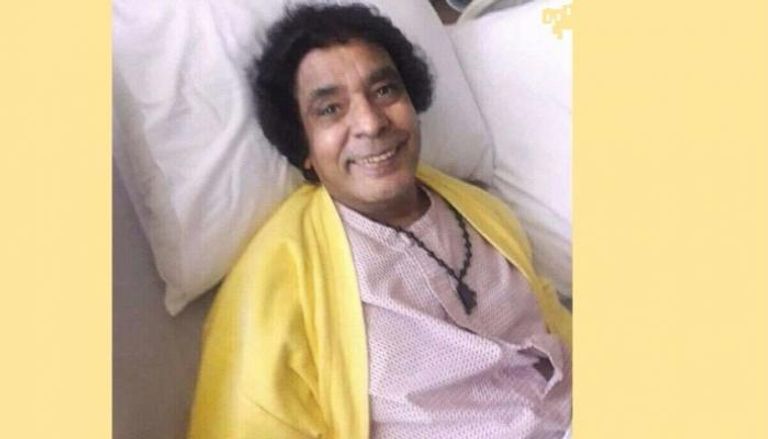 محمد منير يُطمئن جمهوره