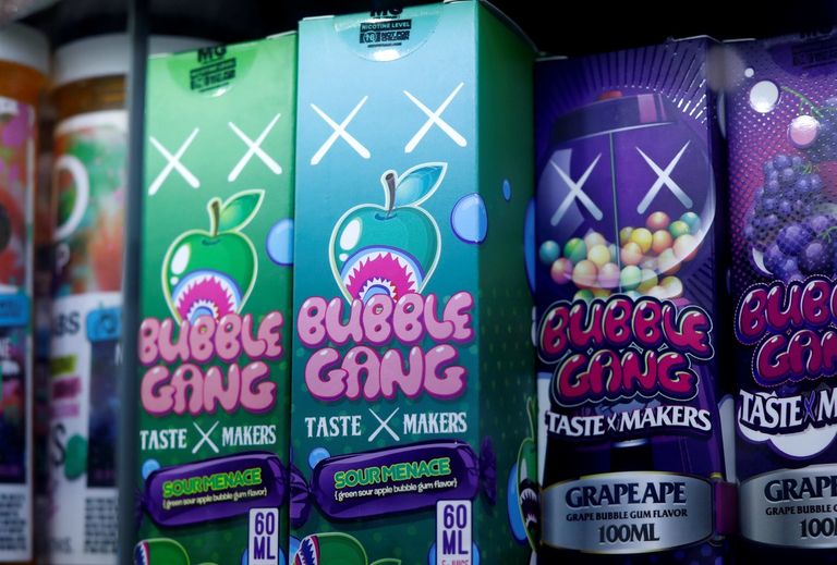 عبوات السجائر الإلكترونية تحذيرات أمريكية جديدة لشركات السجائر الإلكترونية