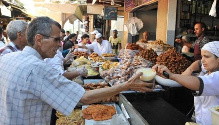 أحد الأسواق الشعبية في المغرب خلال رمضان الماضي