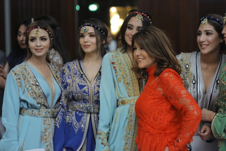 سميرة سعيد والمصممة المغربية سهام الهبطي 