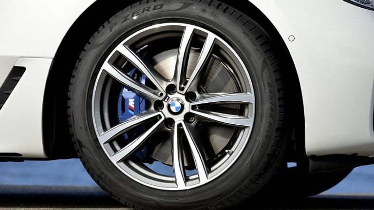 بي إم دابليو توريزمو الفئة السادسة BMW 6 Series Gran Turismo